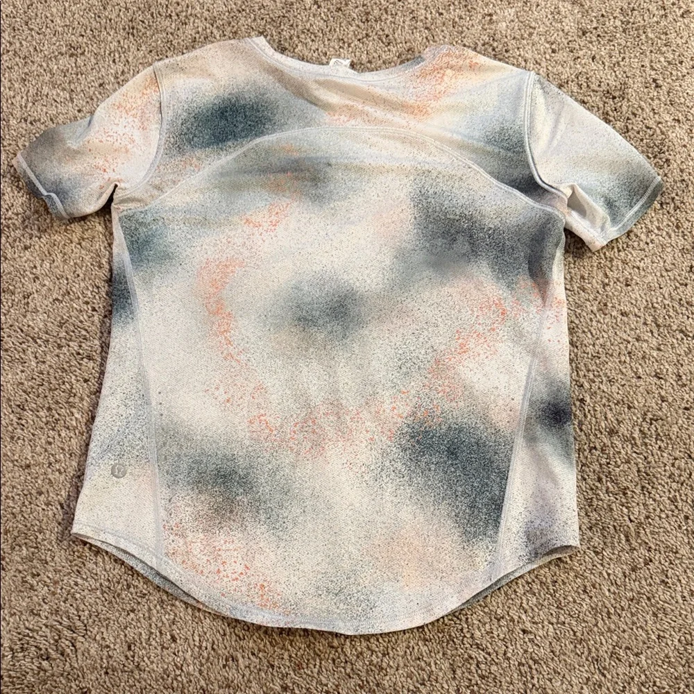 lululemon athletica Multicolor Short Sleeve Tee - Picture 3 of 8